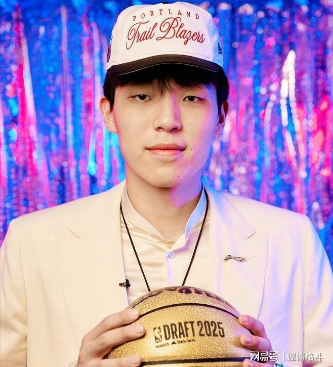 关于波特兰开拓者发布备战花絮；关键时刻完成体检；欧超杯任务艰巨；身体对抗强度拉满的信息