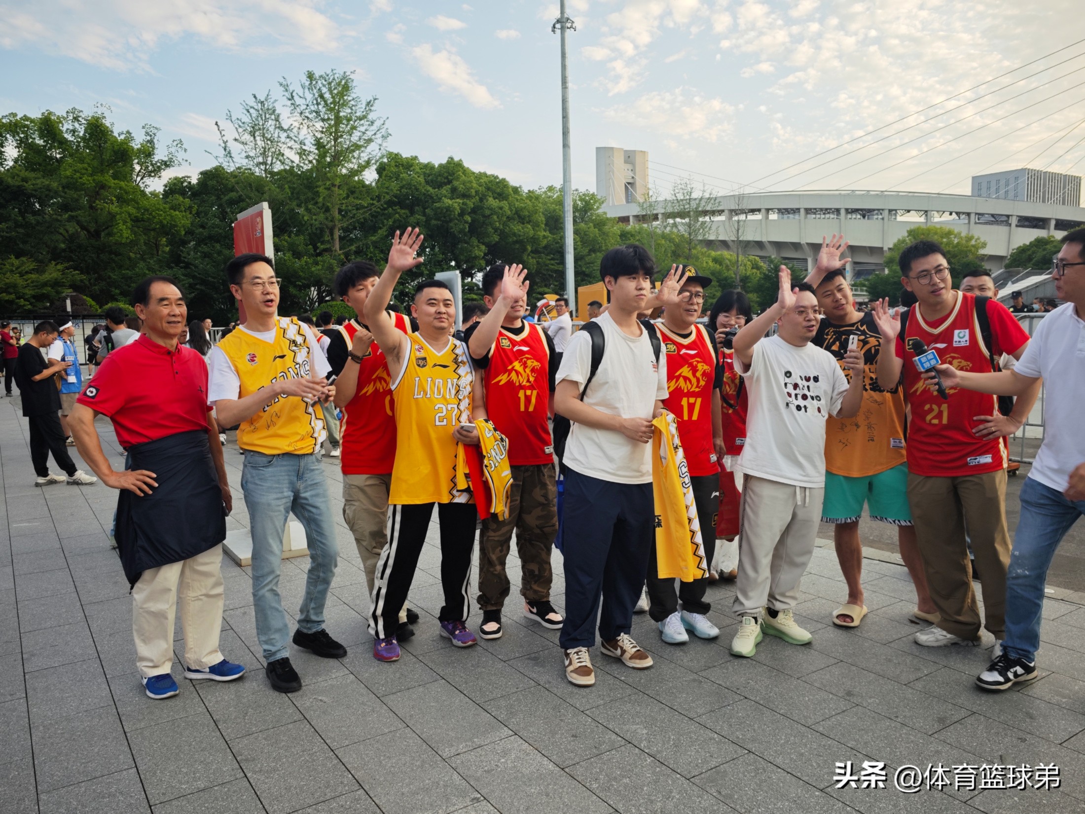 今晚足总杯焦点战，广厦男篮远射贴柱，引发热议，医务组通报恢复的简单介绍-九游娱乐